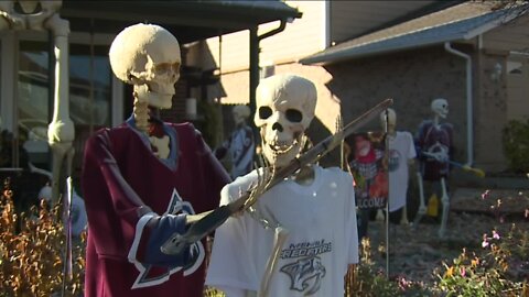 Family celebrates the Avalanche's Stanley Cup win with a massive, skeletal display