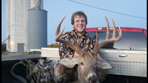 2018 Kansas 10 point self filmed bow hunt