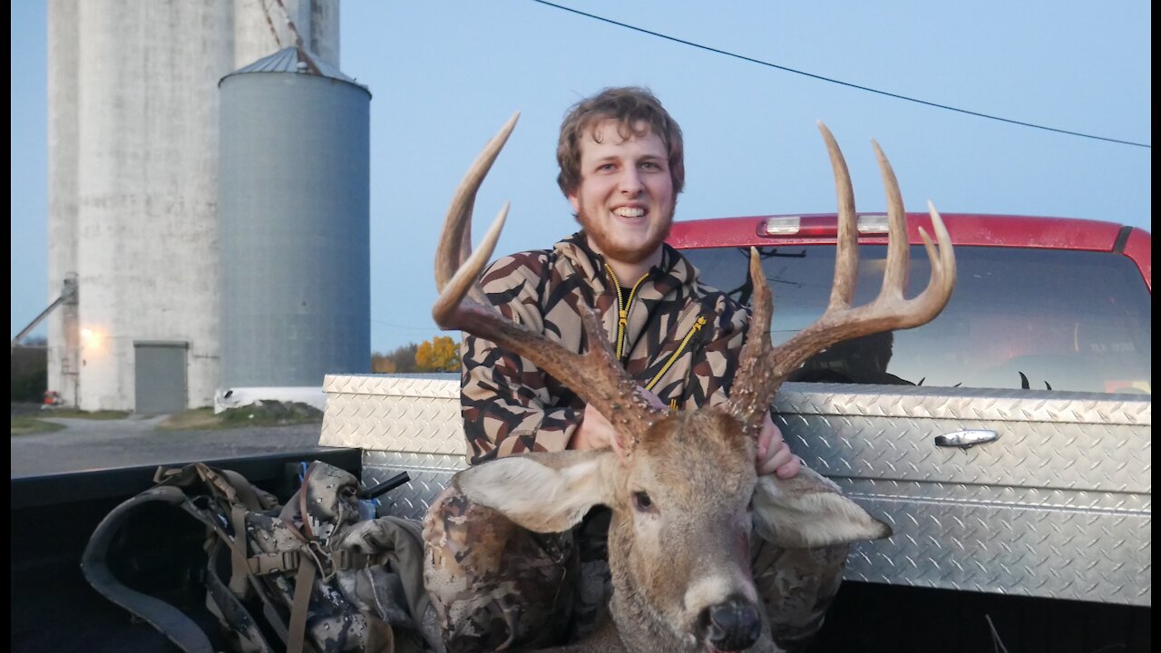 2018 Kansas 10 point self filmed bow hunt