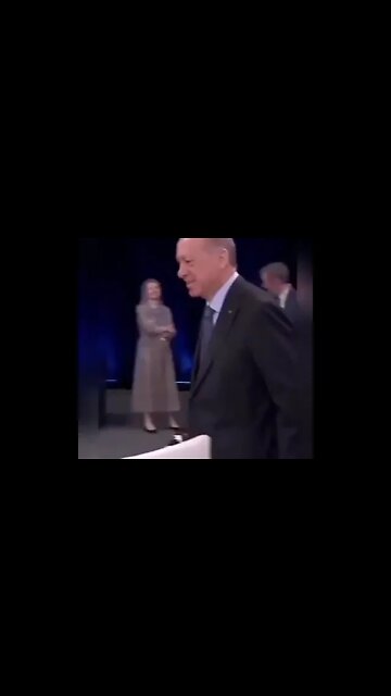 Boris Johnson is arrested.