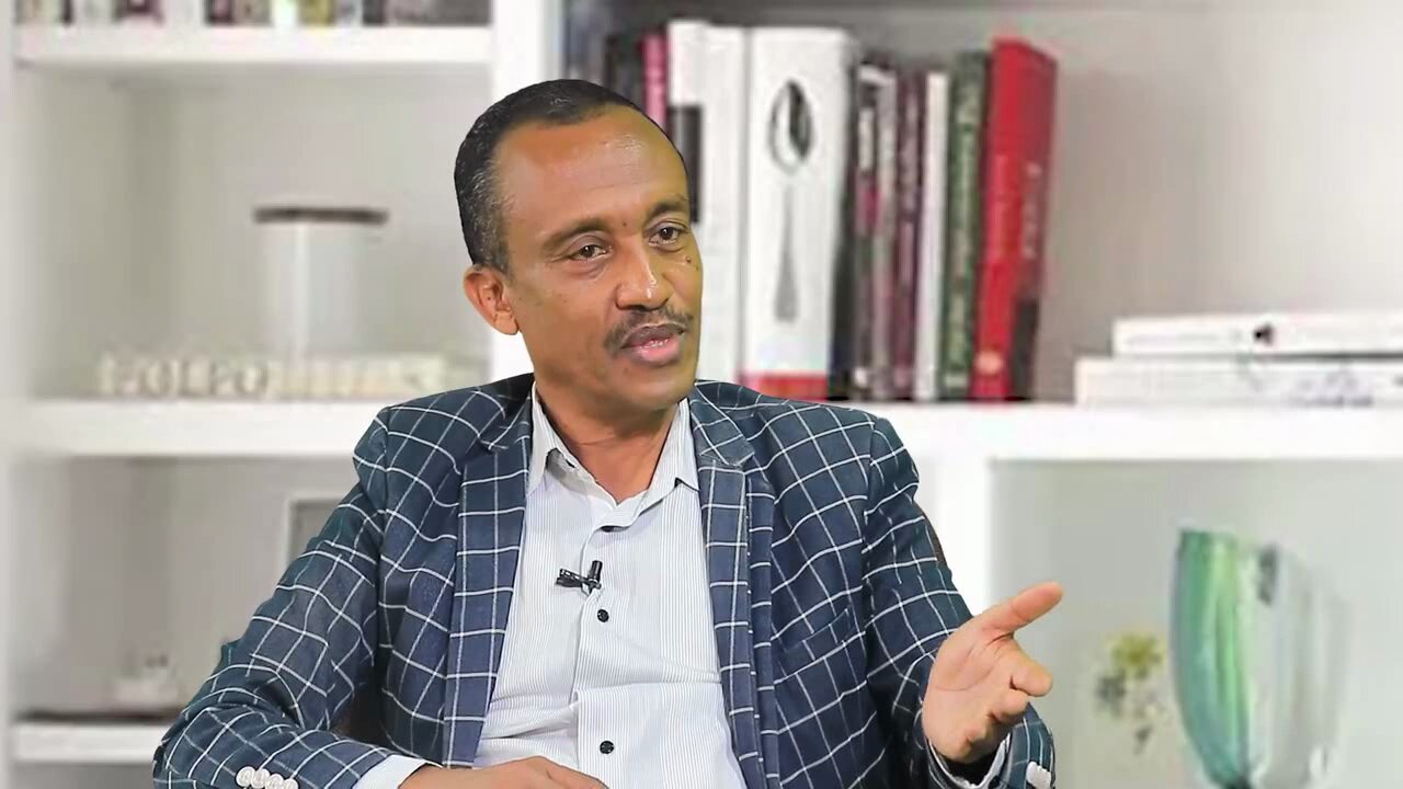የአዳነች አበቤ ስርዓት አልበኝነት