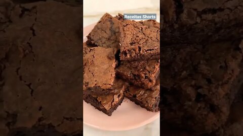 BROWNIE DE NESCAU 🤤 | Receitas #Shorts