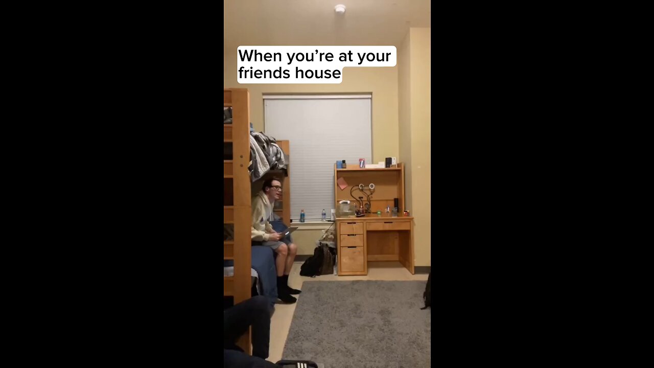 Please tell me I’m not alone😂