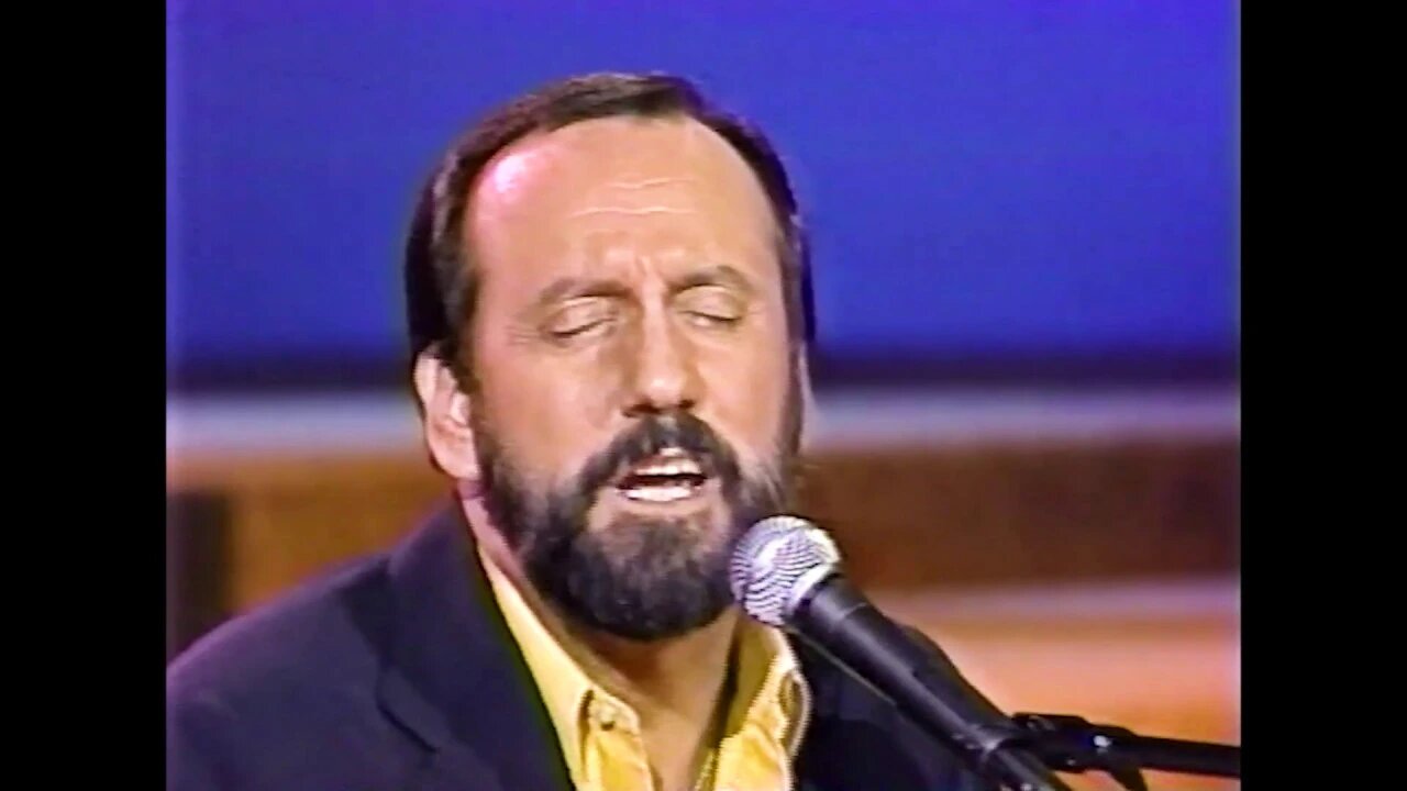 Ray Stevens - "Would Jesus Wear A Rolex" & Interview (Live on Nashville Now, October 1987)