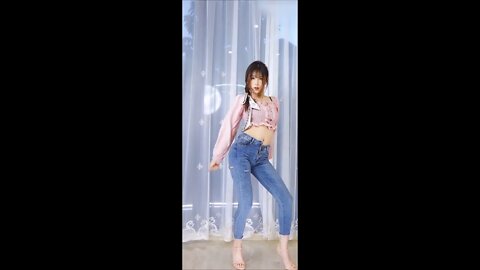 #shorts Cute Korean Dancing Girl 1114