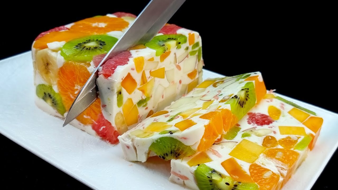 Only milk and fruit! Delicious and healthy dessert without gelatin and bake in 5 minutes.BY MEO G