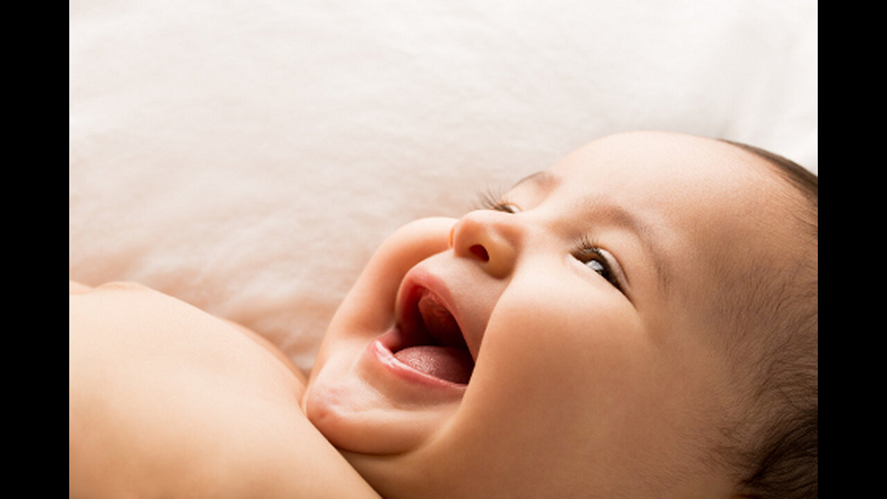 Hilarious Baby Laughs that Will Make Your Day