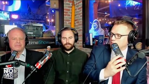 WAR ROOM (Full Show) Thursday - 12/29/22