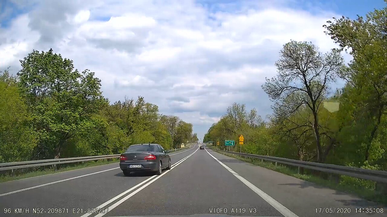 Wyprzedzanie na linii podwójnej ciągłej