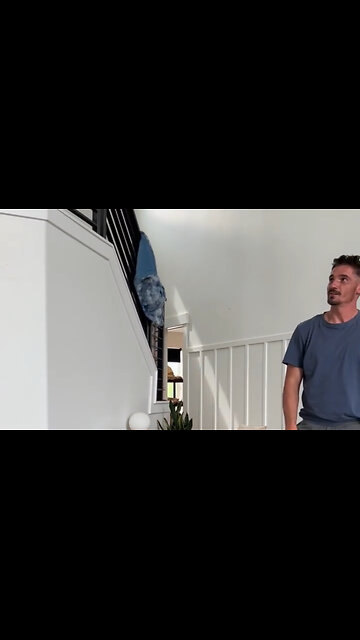 Guy Tries To Hit Ceiling Fail!