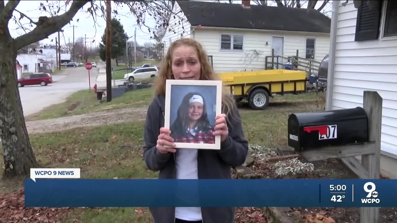 Police search for missing 14-year-old girl in Adams County