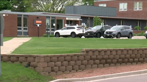 Cedarburg parents raise concerns over school gun policy