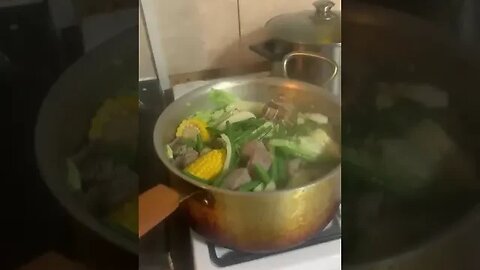 Cooking beef nilaga- yummy filipino food- awesome time together- wifey cooking #nilaga