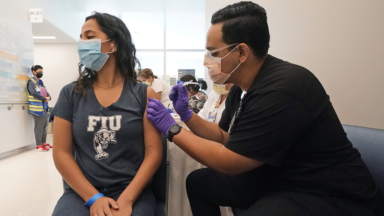 Port St. Lucie hosting vaccination clinic as Florida adds 1,338 Covid-19 deaths