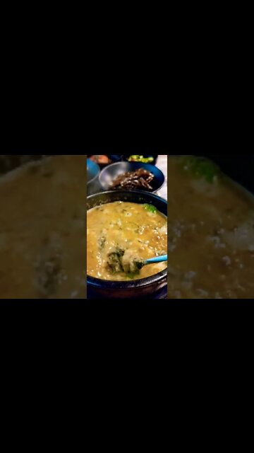 #shorts #happy #cooking Korean Grind Eel+Mudfish soup! Good for bone!