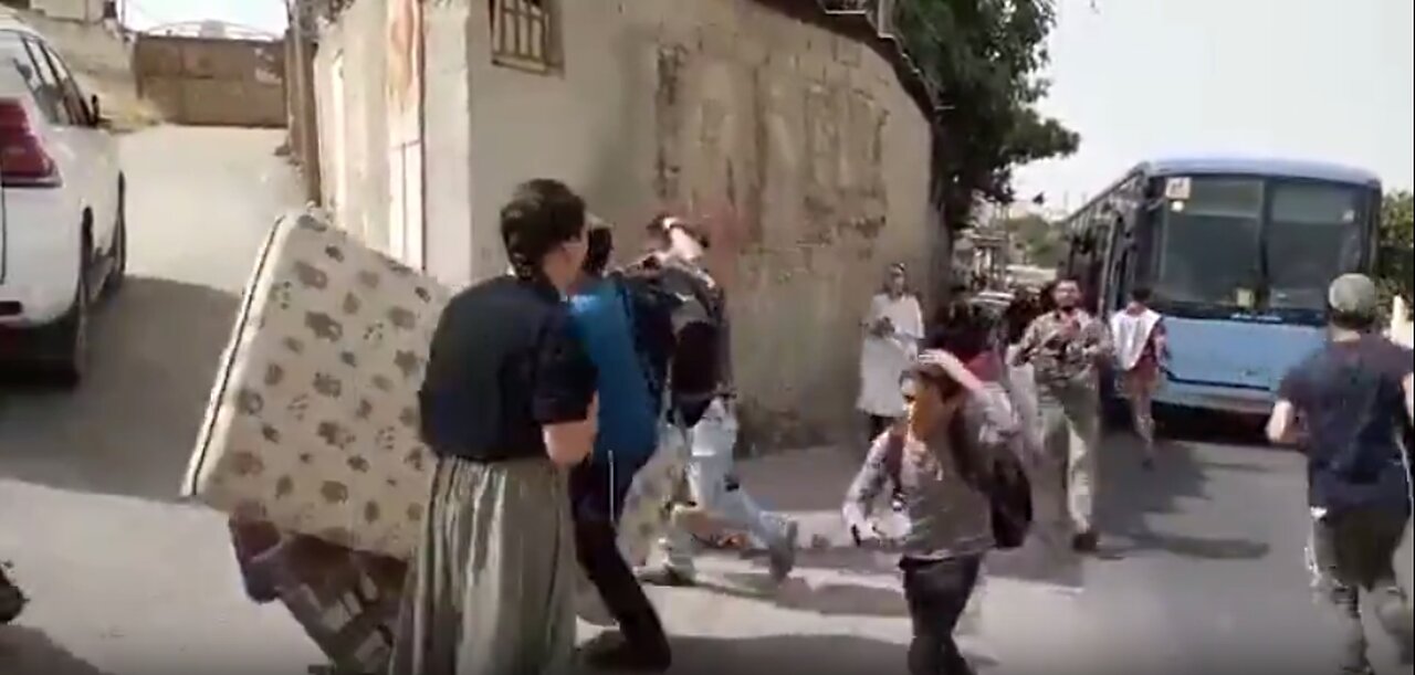 Theft caught on video. Israeli settlers are rushing to take over