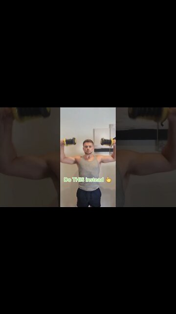 How NOT to warm up your shoulders #delts #warmup #supplements #gains #gym #gymtips #shorts #viral