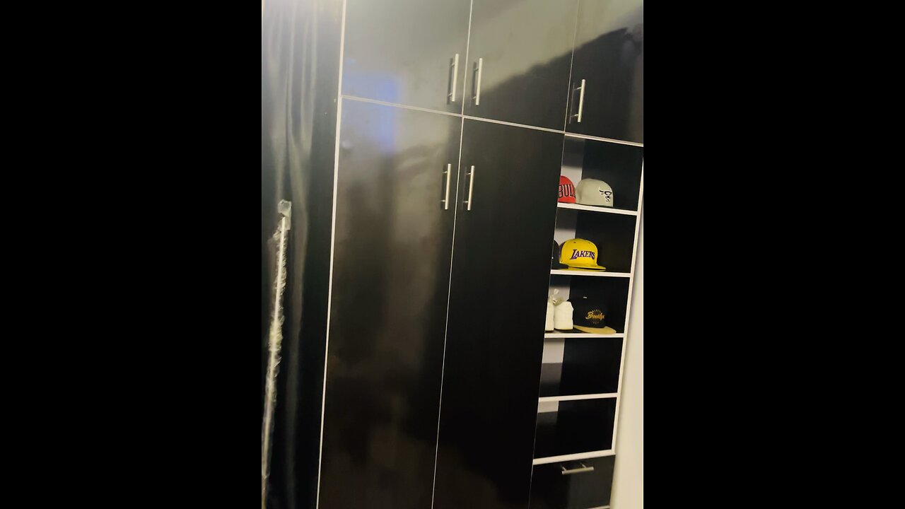 Simple bedtime settings, place your order for your Wadrobe, bed frame, and TV shelf