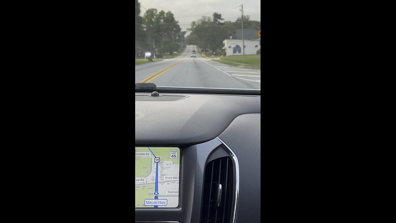 Cruising through Bishop Georgia. Beautiful area❤️