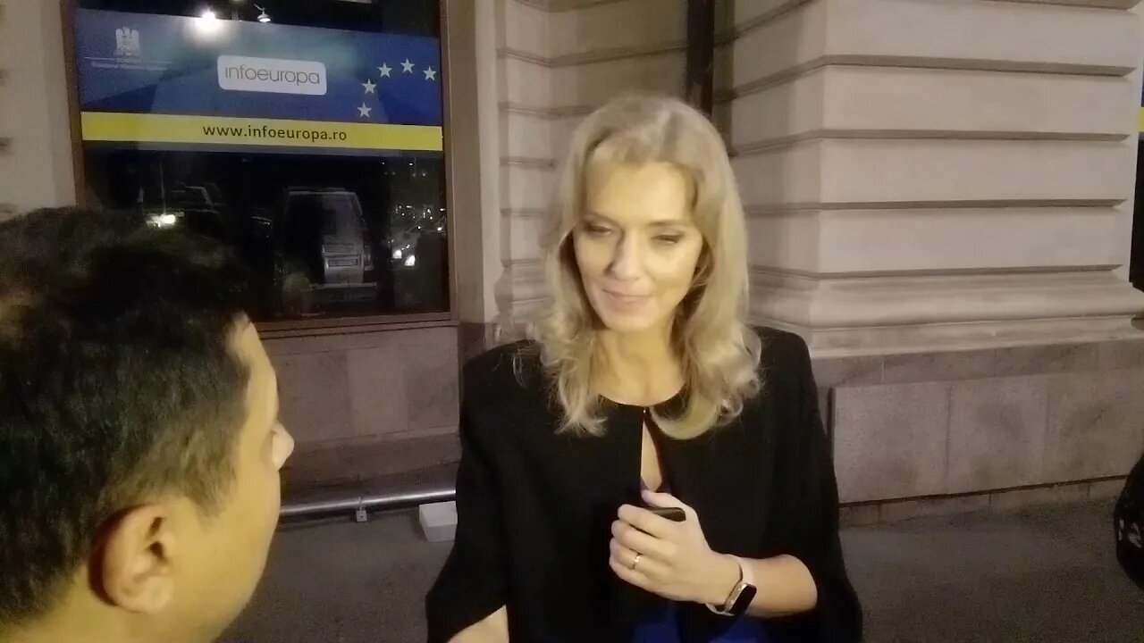 Alina Gheorghiu, fuge de bloggeri independenți