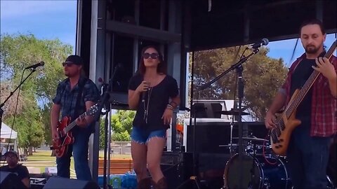 Ddendyl Hoyt ~ Velvet Devil (Original) Live