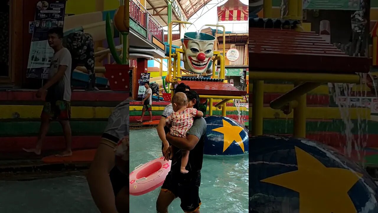 Kejutan di Kolam Renang Indoor, Sirkus Waterplay #Shorts