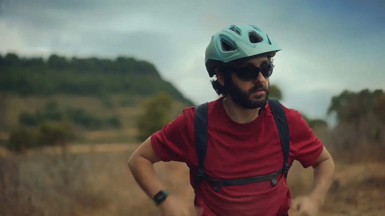 Bigger screen Epic durability - Apple Watch Series 7 - Apple