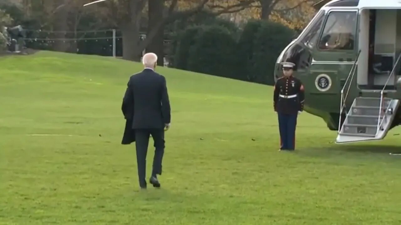 Biden, Asked By Reporters About American Hostages In Gaza, Smiles, Ignores, And Shuffles Away