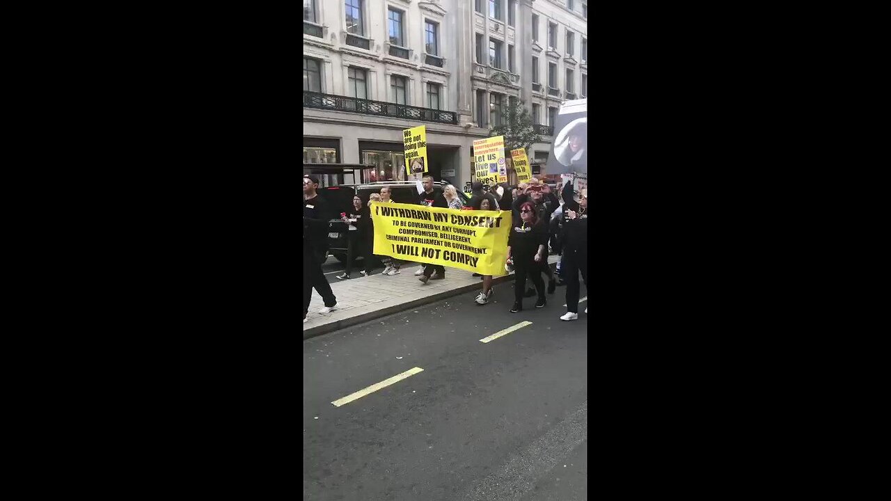 Ian Miles Cheong London is waking up