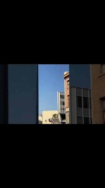 Can you guess where I am?￼