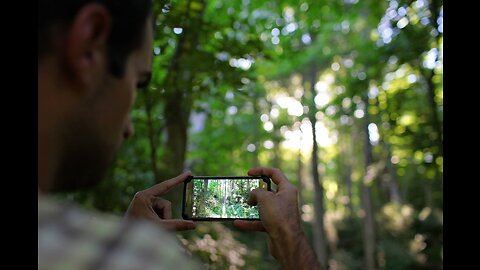 5 Tips on How to Film a Travel Video with your iPhone