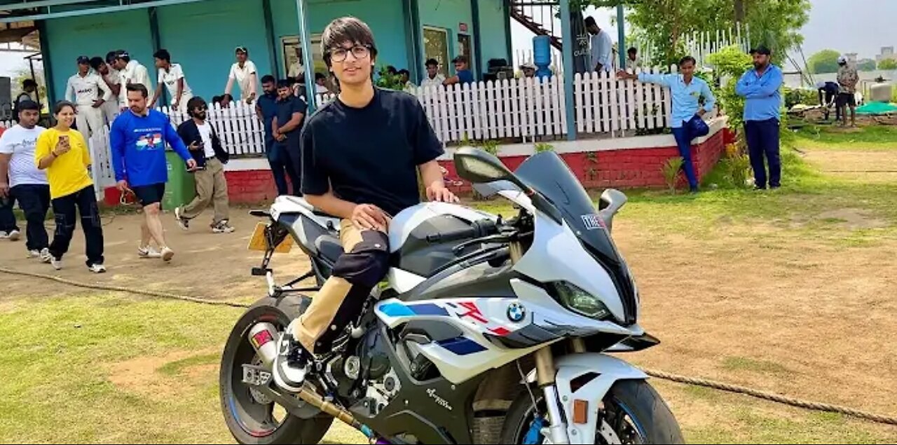 Etni Fast Bike 😍 BMW