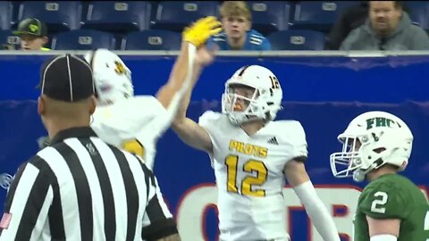 Brady Drogosh win's AP football POTY award