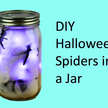 DIY Halloween spiders in a jar