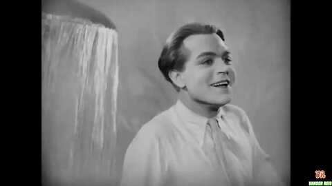 Metropolis (1927) um filme da revolução industrial a um futuro não tão longínquo.