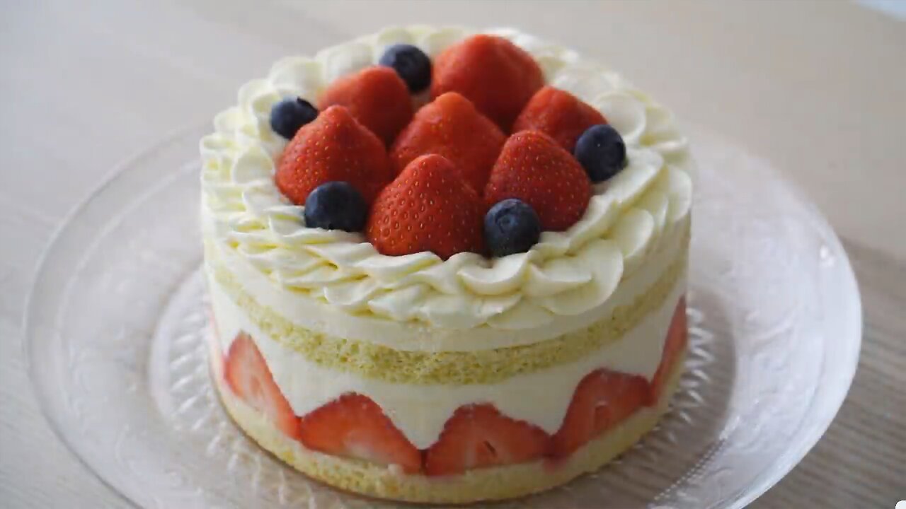 Strawberry Cake. White Chocolate Whipped Cream #ASMR