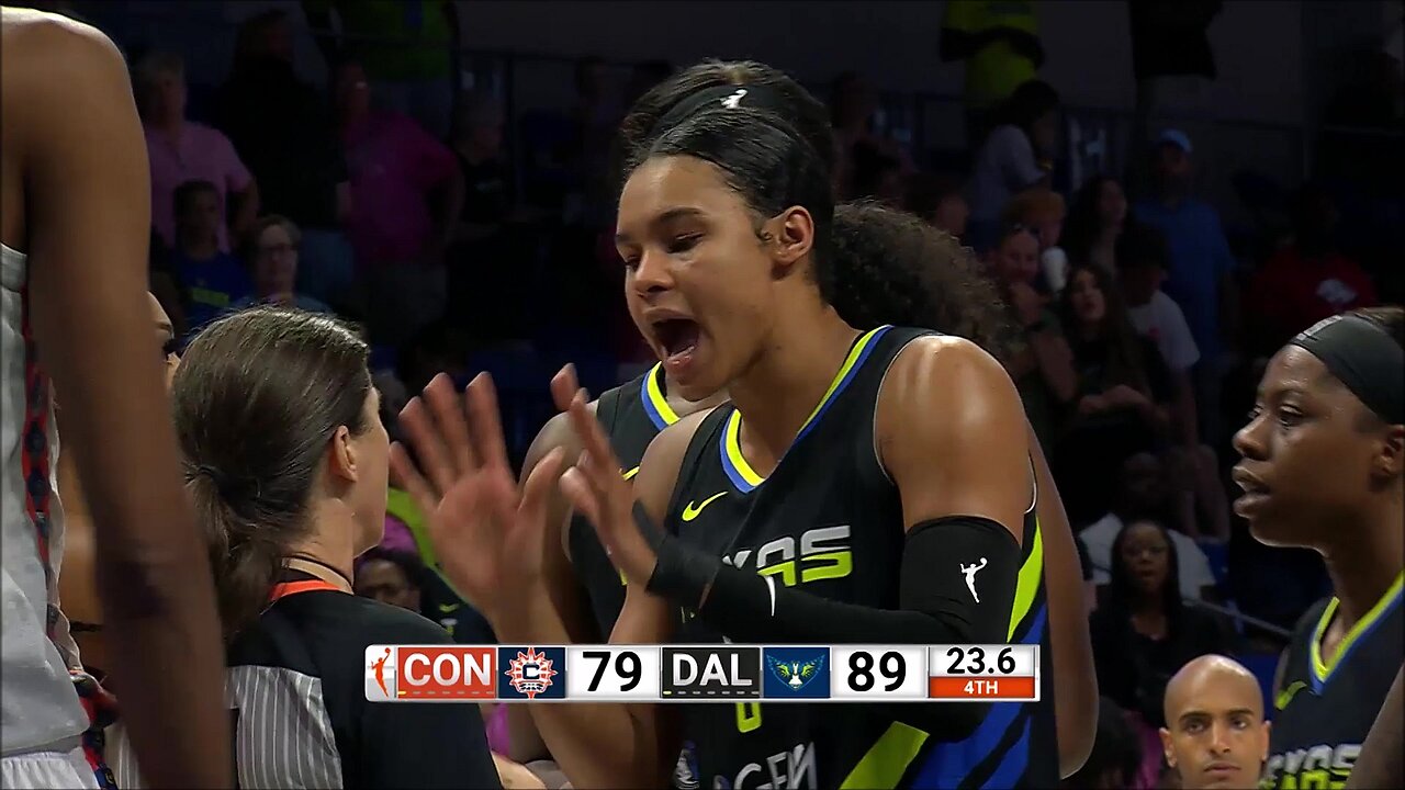 DOUBLE Technicals, Satou Sabally HEATED At Carrington Fouling Her | Dallas Wings vs Connecticut Sun