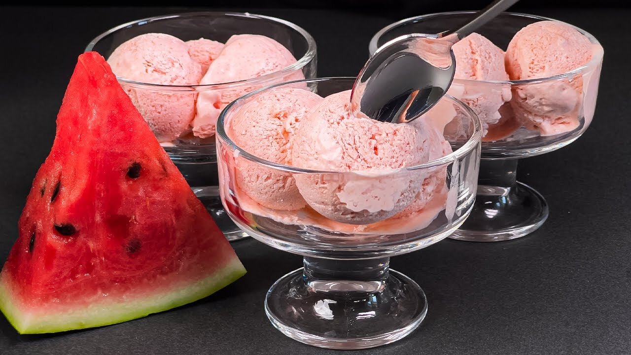 Italian homemade watermelon ice cream! Only 3 ingredients! SO DELICIOUS!