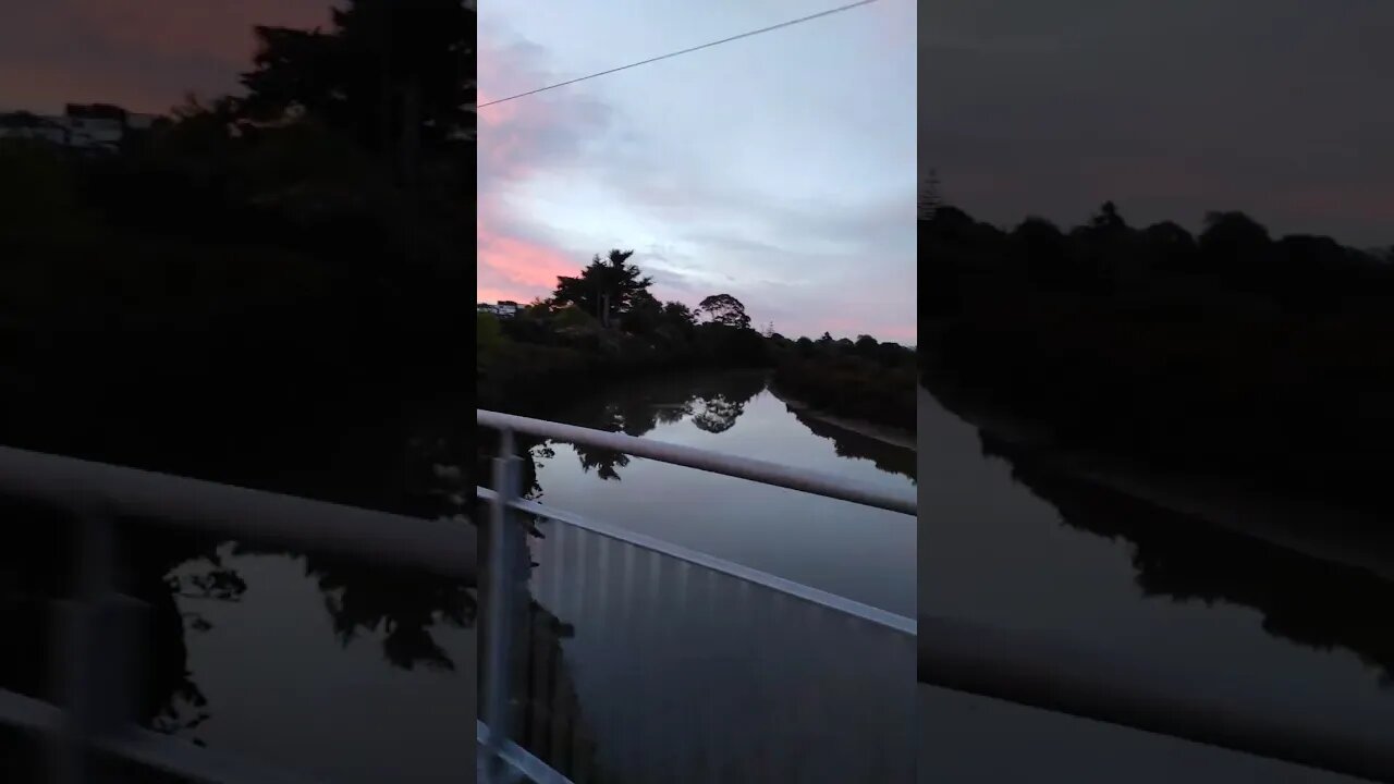 North Western bike path at dawn.