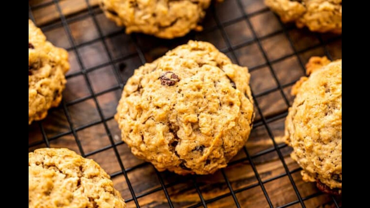 Oatmeal Raisin Cookies and The Ultimate Oatmeal Raisin Cookies