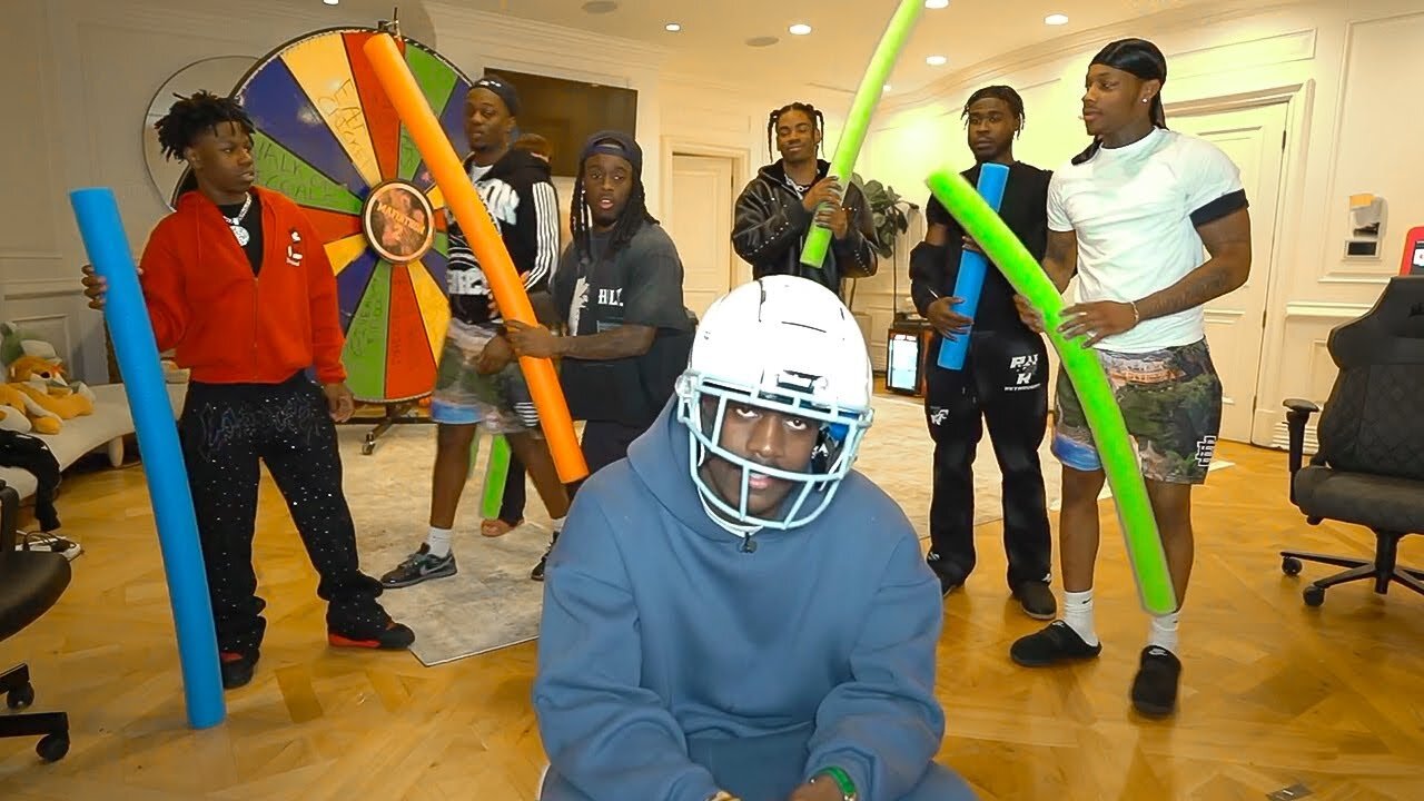 Kai Cenat & Lil Yachty Play Extreme Noodle Hitting Game...😂