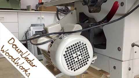 Table saw dust extraction improvements