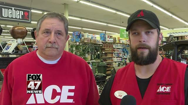 Hardware employees save a woman's life