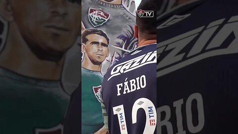 COM AS BENÇÃOS DE SÃO CASTILHO, FÁBIO COMPLETA 100 JOGOS PELO FLU