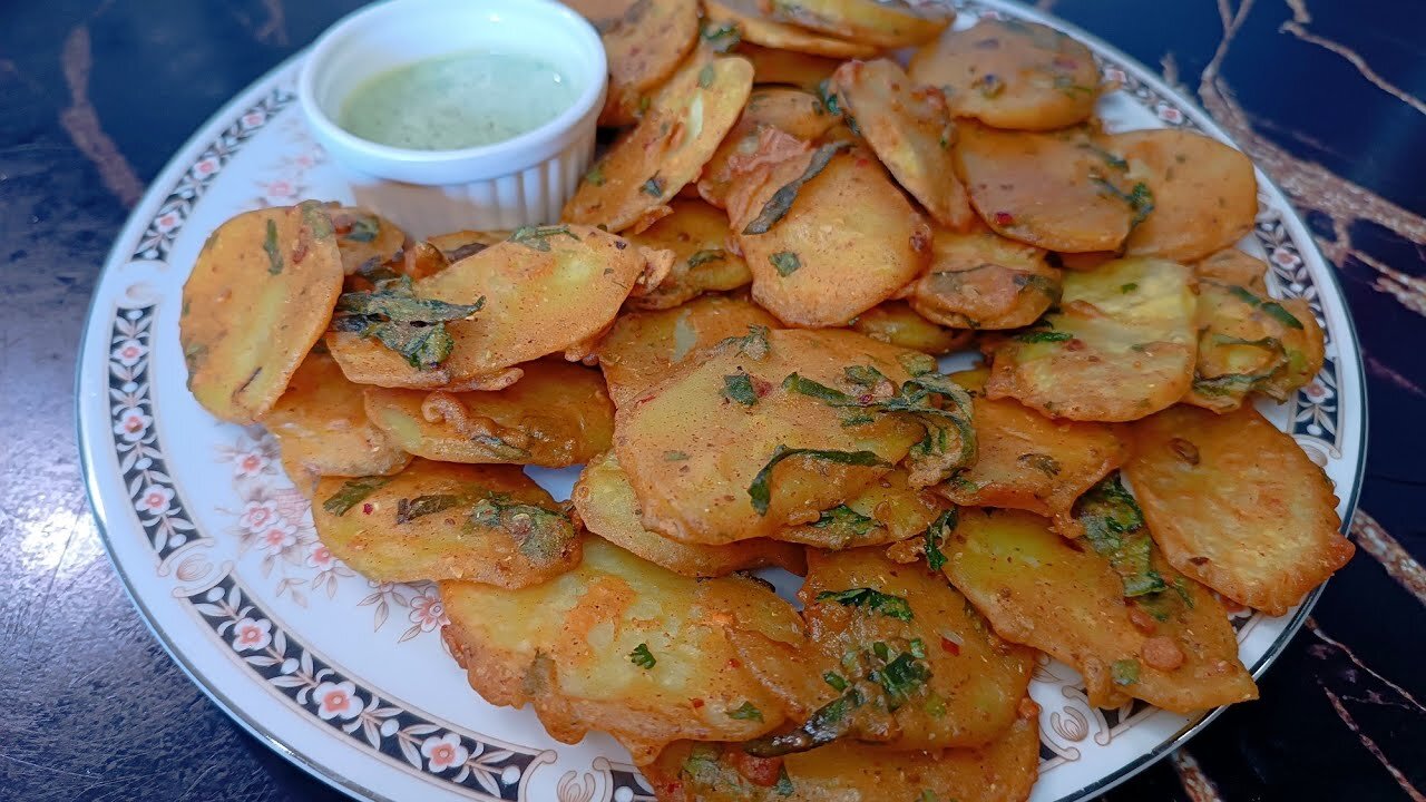 Crispy Alu Pakora||Ramzan Recipes 2024||Potato Chips Pakora#food #ramzanspecial