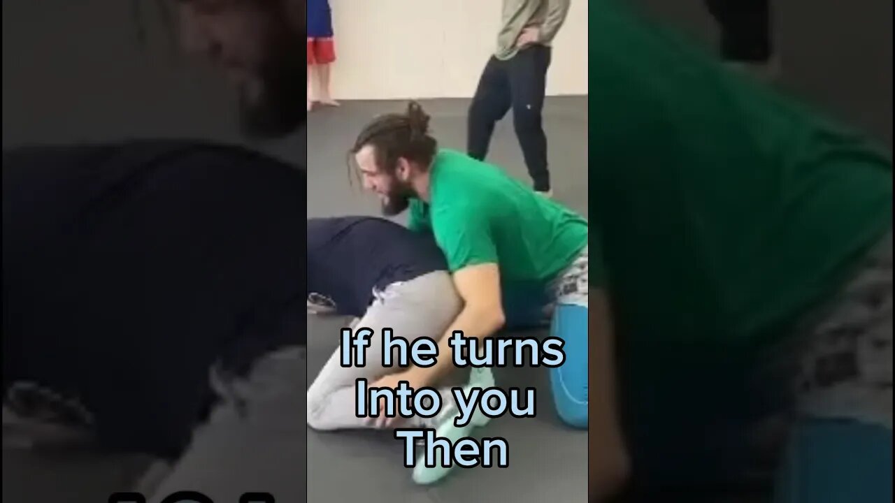 Don’t reach over the hip. #mma #jonfitch