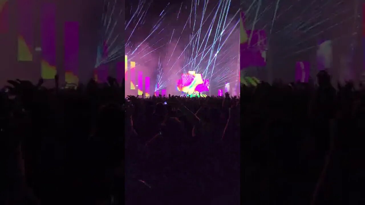 Steve Aoki ◉ Creamfields Chile 2022 📅 05.11.2022 🎵 Whole Again 🎵 📍 Espacio Riesco 🌎 Santiago, Chile