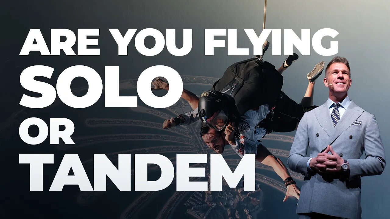 🪂 Are You Flying Solo or in Tandem in Your Business??