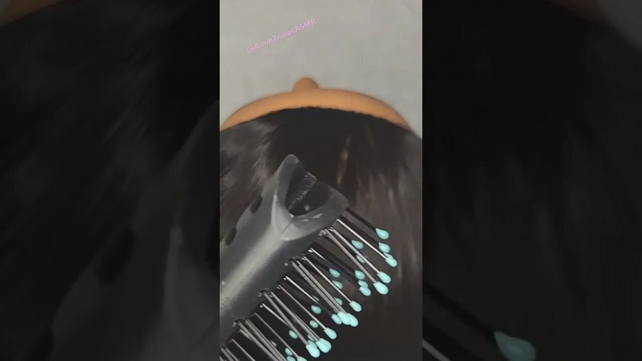 Scalp Massage With Hair Brush💆🏽♀️💫 #asmr #asmrsounds #anon7mousasmr #relaxing #shorts #sleep