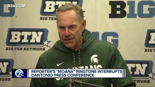 The Rock responds to 'Moana' ringtone during Dantonio presser